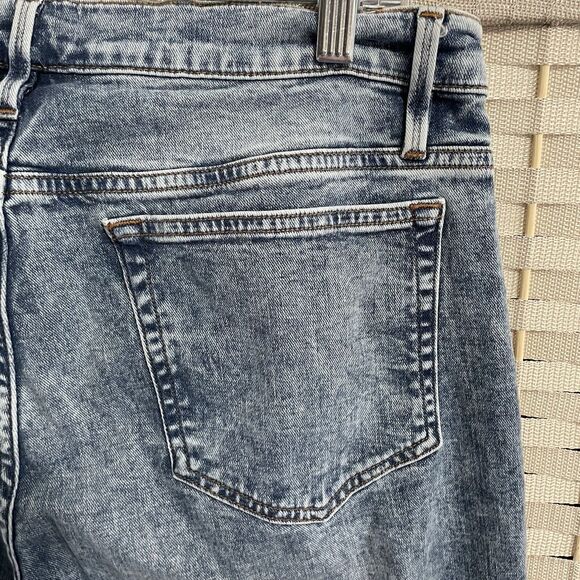 Frame L'Homme Slim Jeans Men’s 34 Hemmed to 28” Light Wash Blue Denim Stretch - Picture 5 of 12